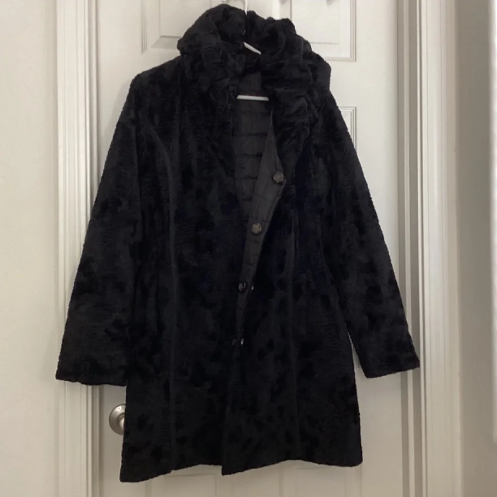 Laundry by Shelli Segal, NWOT, black, reversible faux fur/puffer, sz L, midi - Picture 2 of 11